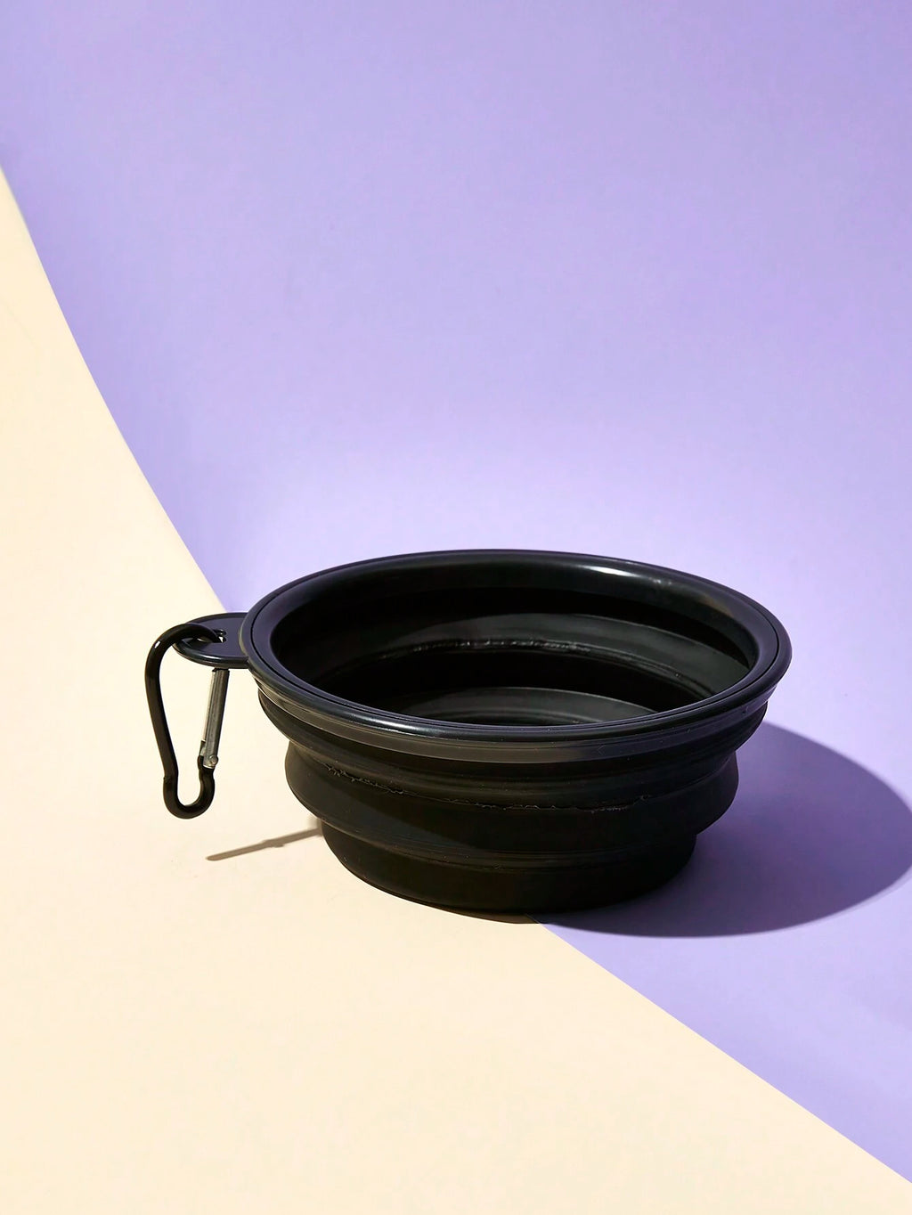 Portable Foldable Pet Bowl for Dogs & Cats – Silicone Slow Feeder Travel Water and Food Bowl with Hanging Clip for Outdoor Adventures