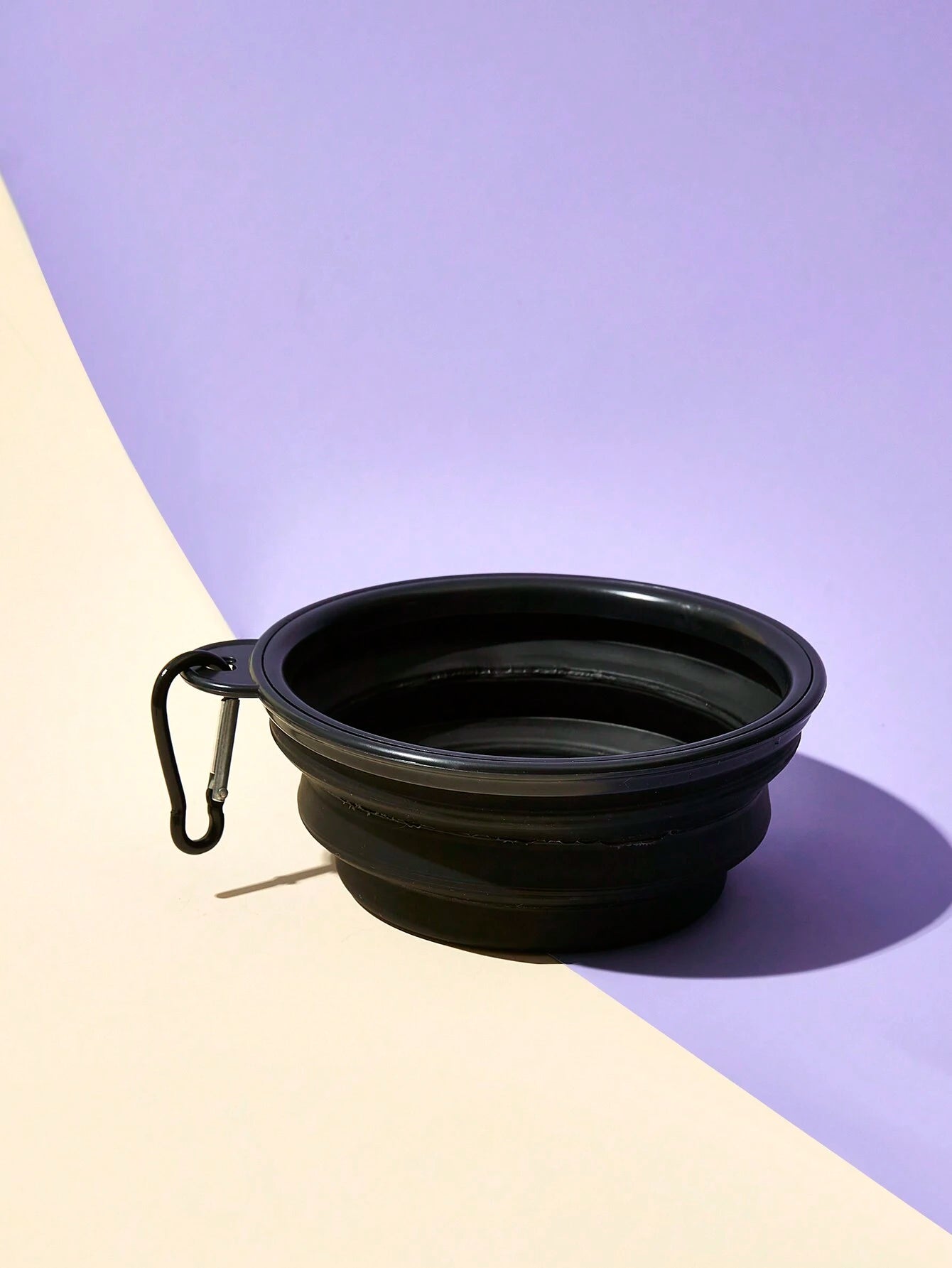 Portable Foldable Pet Bowl for Dogs & Cats – Silicone Slow Feeder Travel Water and Food Bowl with Hanging Clip for Outdoor Adventures