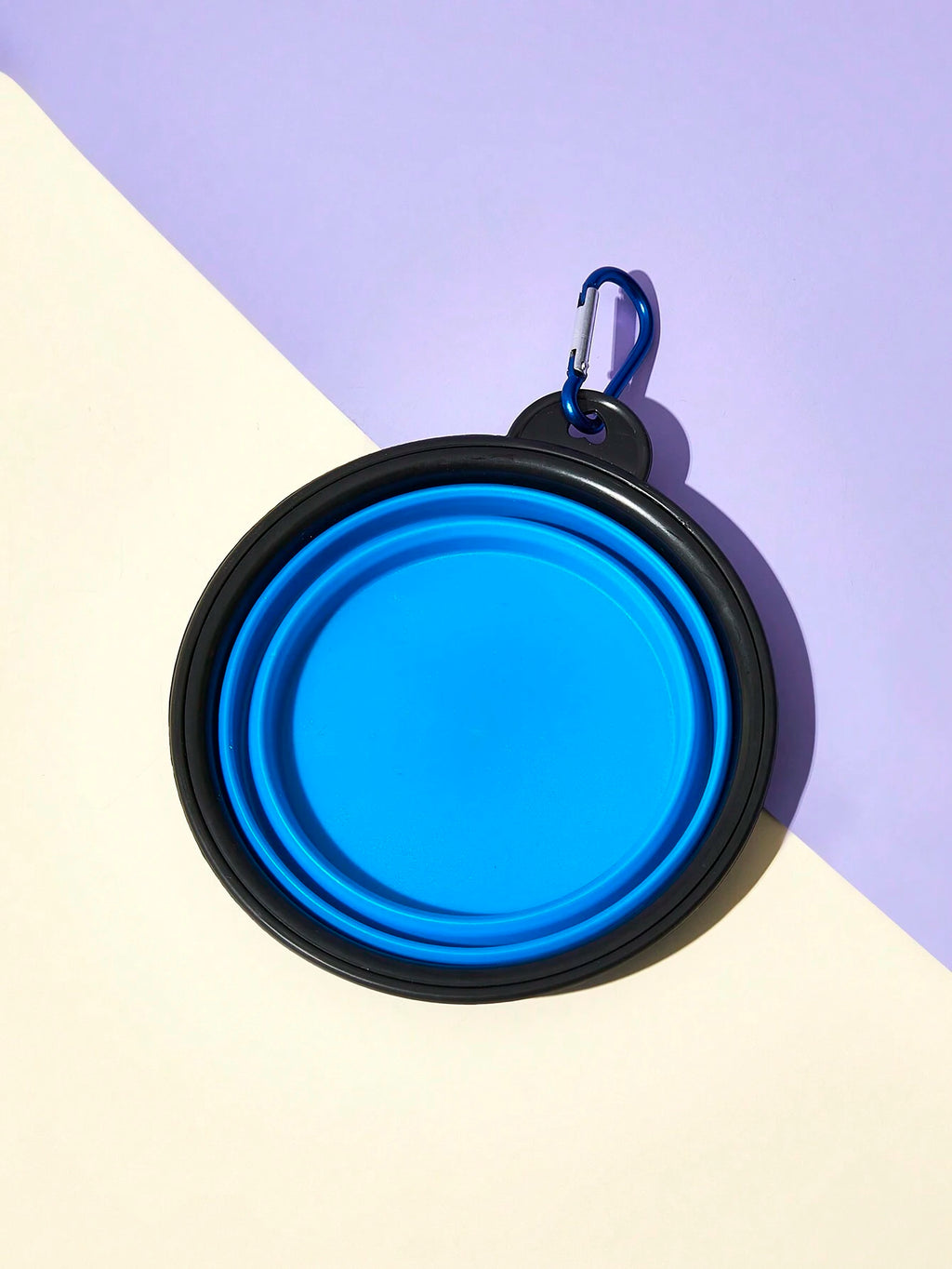 Portable Foldable Pet Bowl for Dogs & Cats – Silicone Slow Feeder Travel Water and Food Bowl with Hanging Clip for Outdoor Adventures